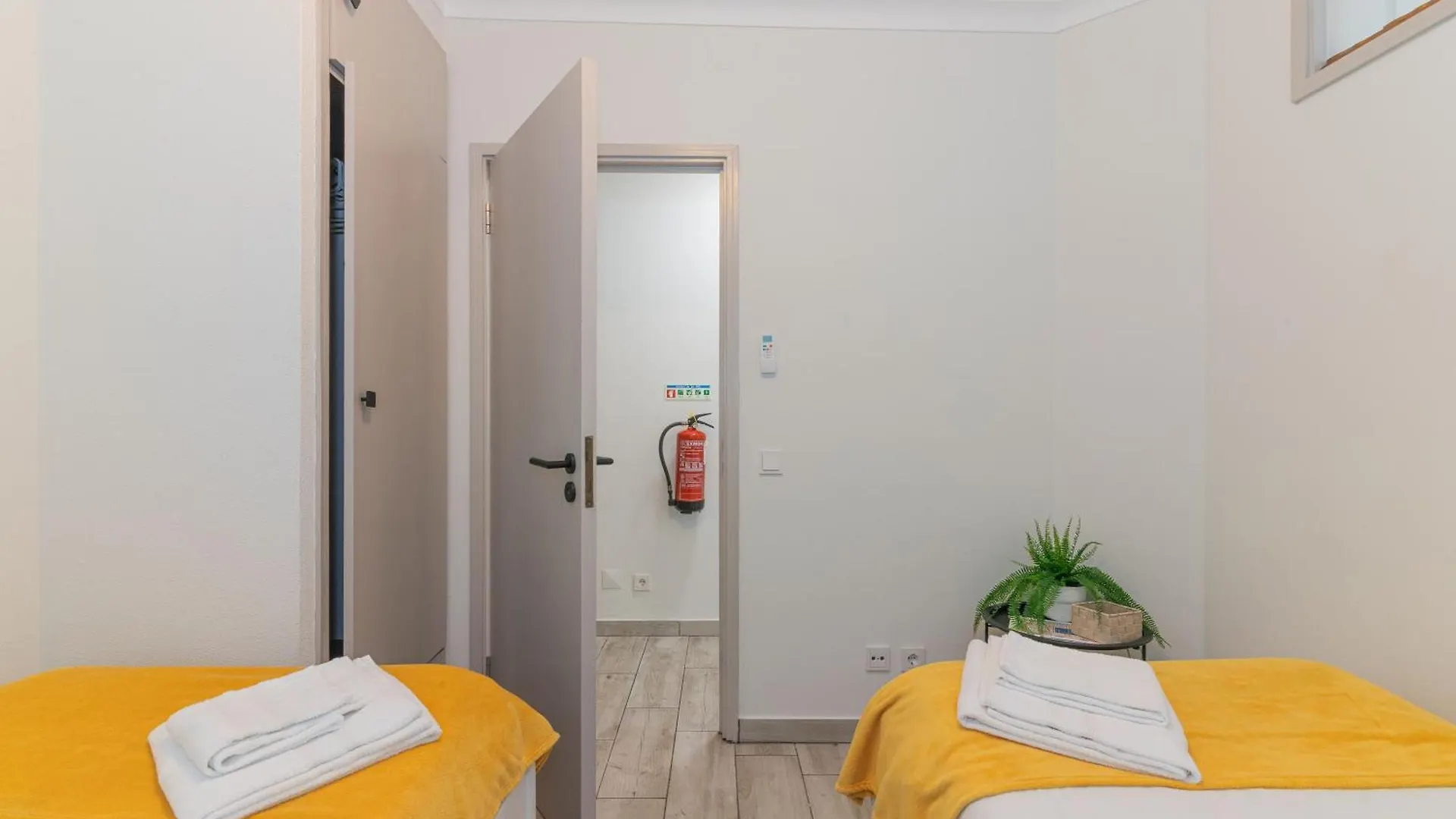 Apartment Quaint Beach View - Praia Da Rocha Portimao